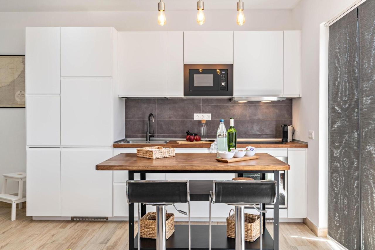 Apartament Casa Majina